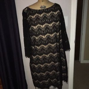 Black and nude Jessica Howard dress